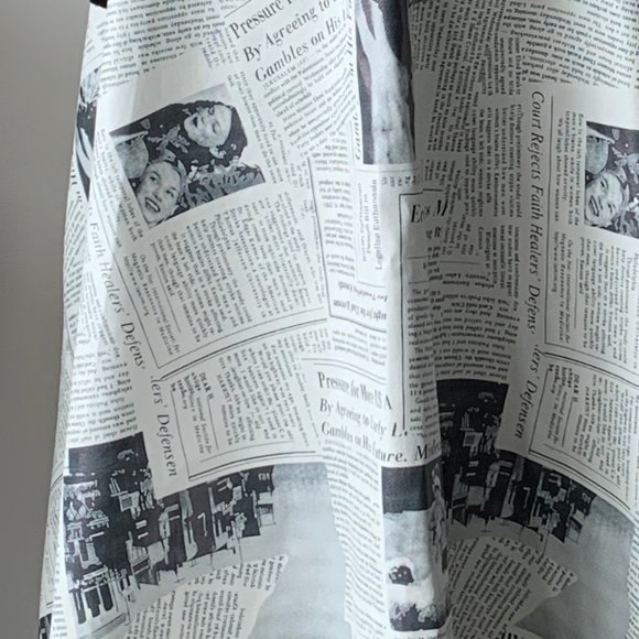 Women's Faux Leather Magazine Print Maxi Skirt - Picture 5 of 5